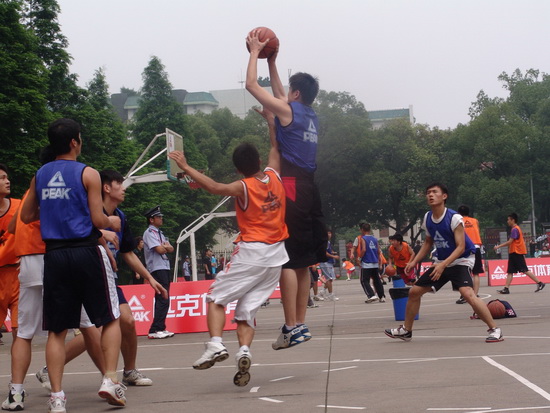 约与近