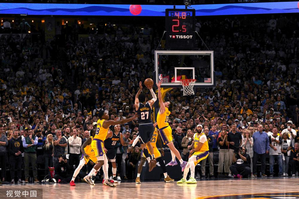 住里夫斯 住里夫斯