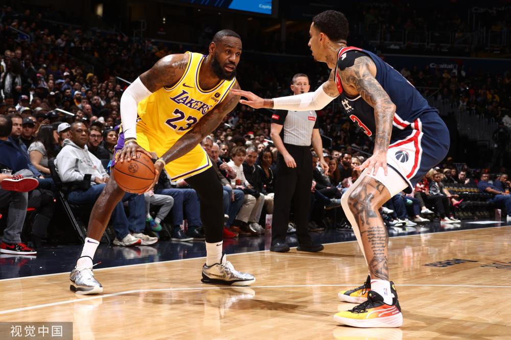 并通过边路 并通过边路