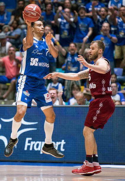 两人或将双 两人或将双